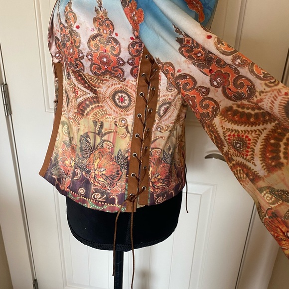 Boho Chic Printed Blazer - Picture 6 of 7